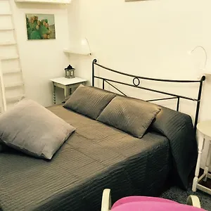 https://your-home-in-town.catania-hotels.net